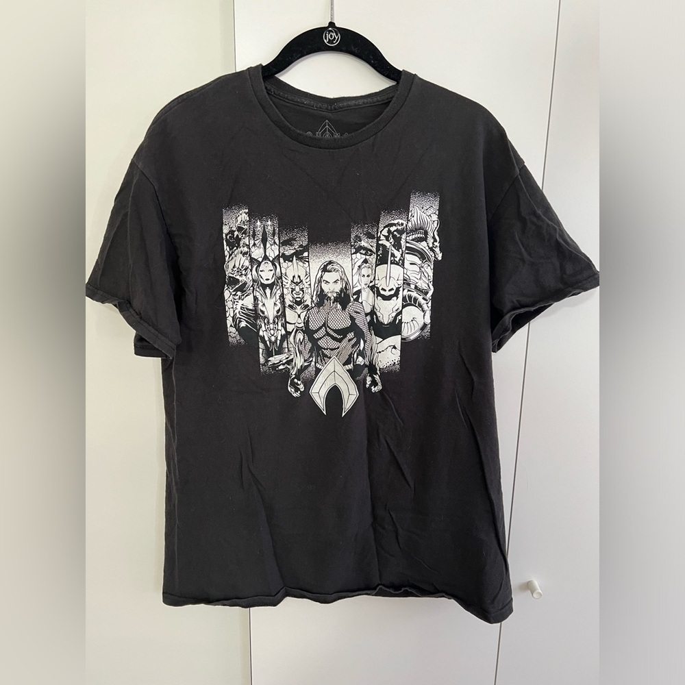 Aquaman t shirt. Size large, fits like medium